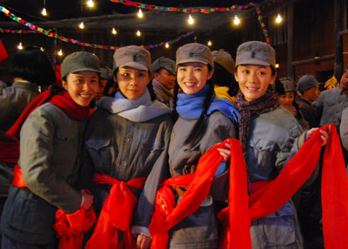 龔蓓苾參演電影《建國(guó)大業(yè)》客串女軍人(圖)