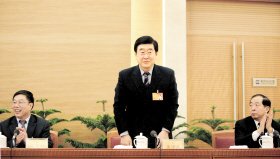 復出李長江低調參會婉拒采訪 稱未準備好提案