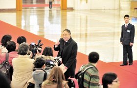 復出李長江低調參會婉拒采訪 稱未準備好提案