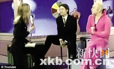 法國第一夫人X級(jí)訪談?dòng)捌毓?大談性話題
