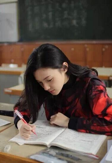 廈大年度“女神”評選出爐 實為選修課作業(yè)(圖)